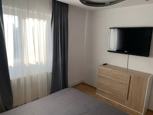 Apartament central 2 dormitoare + living - imagine 3