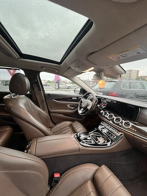 Mercedes-Benz E 220 d 4MATIC 9G-TRONIC Exclusive - imagine 4