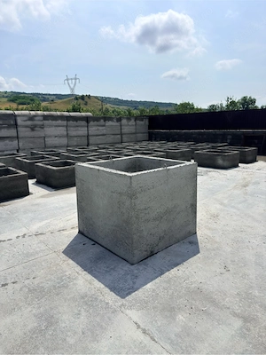 Camine din beton armat ,vibropresat 