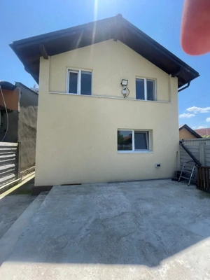 Casa P+M, 141.8 mp utili, teren 562 mp, mobilata modern, zona Brestei - imagine 2