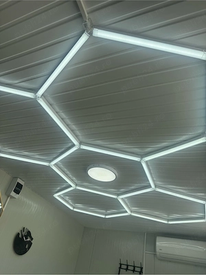 Container comercial premium 4 2,40 m   Salon frizerie complet utilat   Cluj-Napoca - imagine 2