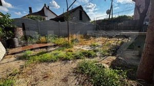 Casă veche 63 mp, teren 175 mp intravilan, toate utilități, zona Brestei 
