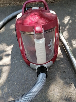 Aspirator Rowenta fără sac 