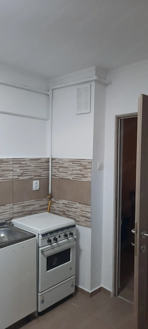 Apartament cu 3 camere de vanzare  - imagine 4