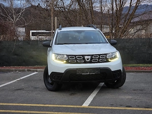 Dacia Duster 1.6 SCe 4X4 stare excelenta model 2019! - imagine 3