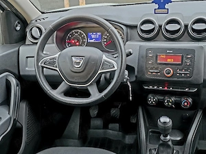 Dacia Duster 1.6 SCe 4X4 stare excelenta model 2019! - imagine 8