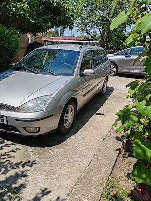 Vînd Ford Focus1.8 diesel 75cai. - imagine 7