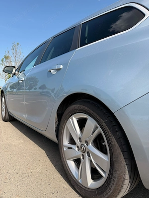 Vând Opel Astra J 2015 1.6 CDTi 136CP Sports Tourer (break) - imagine 6