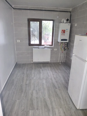 apartament 2 camere  - imagine 4