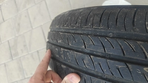 Vând anvelope KUMHO 185/65R15 88T - imagine 4