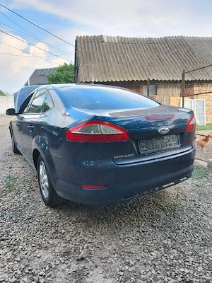 Dezmembrez Ford Mondeo Mk4  - imagine 8