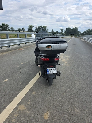 Piaggio MP3 300CC 2016 se conduce cu B - imagine 5