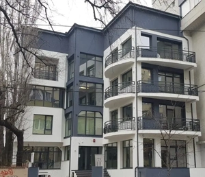 Nicolae Titulescu\ 2 spatii birouri| Cladire Office Moderna