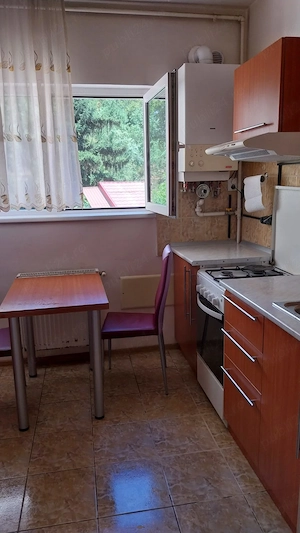 inchiriez apartament 2 camere  - imagine 2