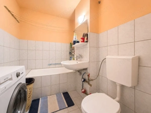 Apartament 3 camere decomandat, zona Alfa, etaj 1, două băi - imagine 11