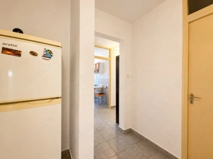 Apartament 3 camere decomandat, zona Alfa, etaj 1, două băi - imagine 10
