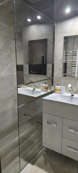 De închiriat două camere, renovat recent, mobilat, centrală, aproape de Piața Centrală, tramvai - imagine 5