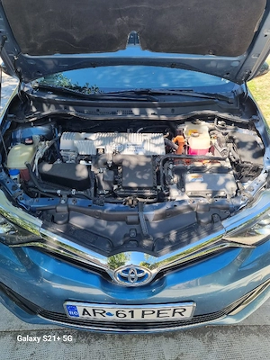 Toyota auris hibrid break an 2015 Euro 6  - imagine 4