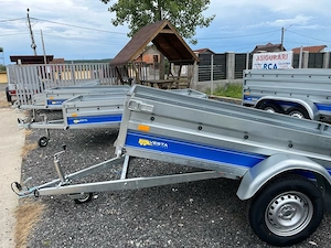 Remorci auto 