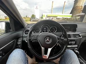 Mercedes-Benz C 250 CDI BlueEFFICIENCY  - imagine 6