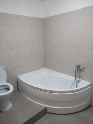 Închiriez apartament 2 camere - imagine 9