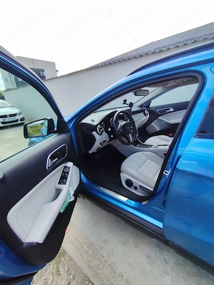 Mercedes benz gla 220 4matic  - imagine 3