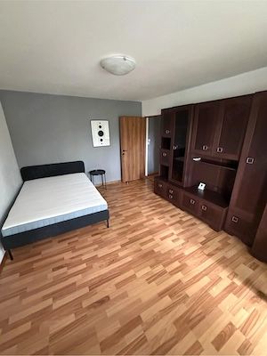 Proprietar   Închiriez apartament cu 1 cameră | Complex Aleea Miniș | 330   lună