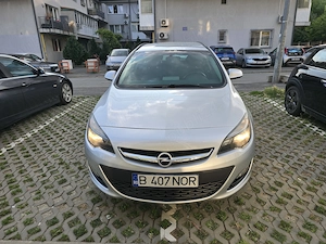 Opel Astra J Sports Tourer | Carplay Android |  2 SETURI Jante + Anvelope - imagine 3