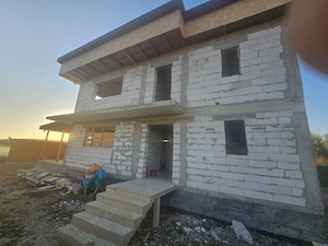 De vânzare casă la roșu situata in comuna Bârnova Iași la 1km de primărie.  - imagine 4