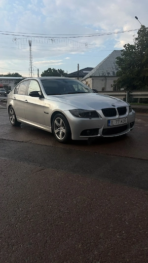 vând BMW e90 făcut facelift  - imagine 4