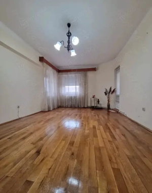 DE VANZARE I APARTAMENT 3 CAMERE I DECOMANDAT I ETAJ 1 I CENTRU I 73 MP I 