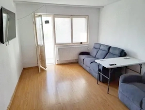 Apartament 3 camere de vanzare zona Casa de Cultura - imagine 3