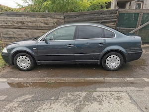 Vând Volkswagen Passat model 2002 - imagine 7