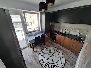 Persoana fizică, vând apartament cu 1 cameră  - imagine 2