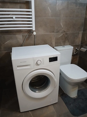 Închiriez 50 M2 complex studențesc  - imagine 4