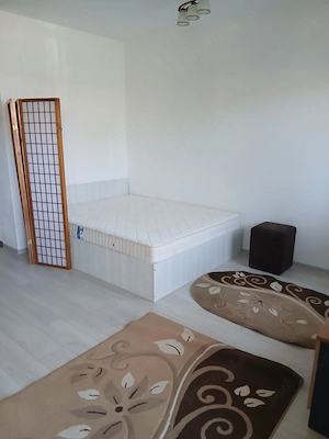 Închiriez 50 M2 complex studențesc  - imagine 5
