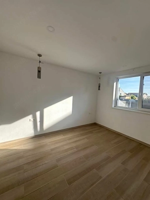 Vand apartament MOSNITA - imagine 5
