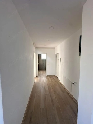 Vand apartament MOSNITA - imagine 2