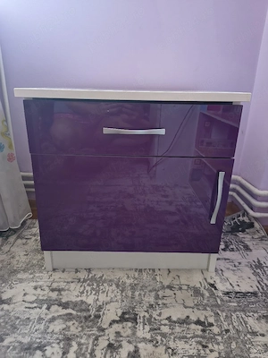 Vând pat cu saltea relaxa 110x200cm+noptieră