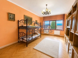 Vila 4 camere | Teren 532 mp | Piscina si foisor | Str. Lupeni - imagine 10