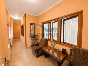 Vila 4 camere | Teren 532 mp | Piscina si foisor | Str. Lupeni - imagine 11
