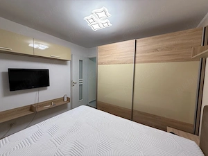 Inchiriez apartamanet 2 camere zona Lipovei - direct proprietar - imagine 4