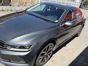 Proprietar ,vand VW Passat 2017,istoric service Porsche Nord,97.000 km - imagine 3