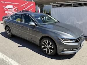 Proprietar ,vand VW Passat 2017,istoric service Porsche Nord,97.000 km - imagine 4