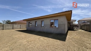 Duplex cu 3 camere si teren de 322 mp, toate utilitatile zona Mosnita Noua - imagine 2