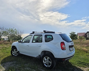 Dacia Duster 1.6 i cu GPL - imagine 2
