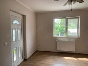 Duplex spațios, 200 mp utili, teren 700 mp, în vatra veche din Moșnița - imagine 4