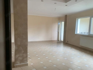 Duplex premium în vatra veche a localității Moșnița Veche - imagine 4