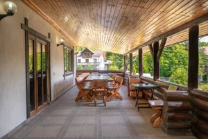 Cabană turistică, 12 camere cu restaurant, bucătărie + sală evenimente - imagine 7