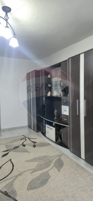 Apartament cu 3 camere de vânzare în zona Sud-Est - imagine 6